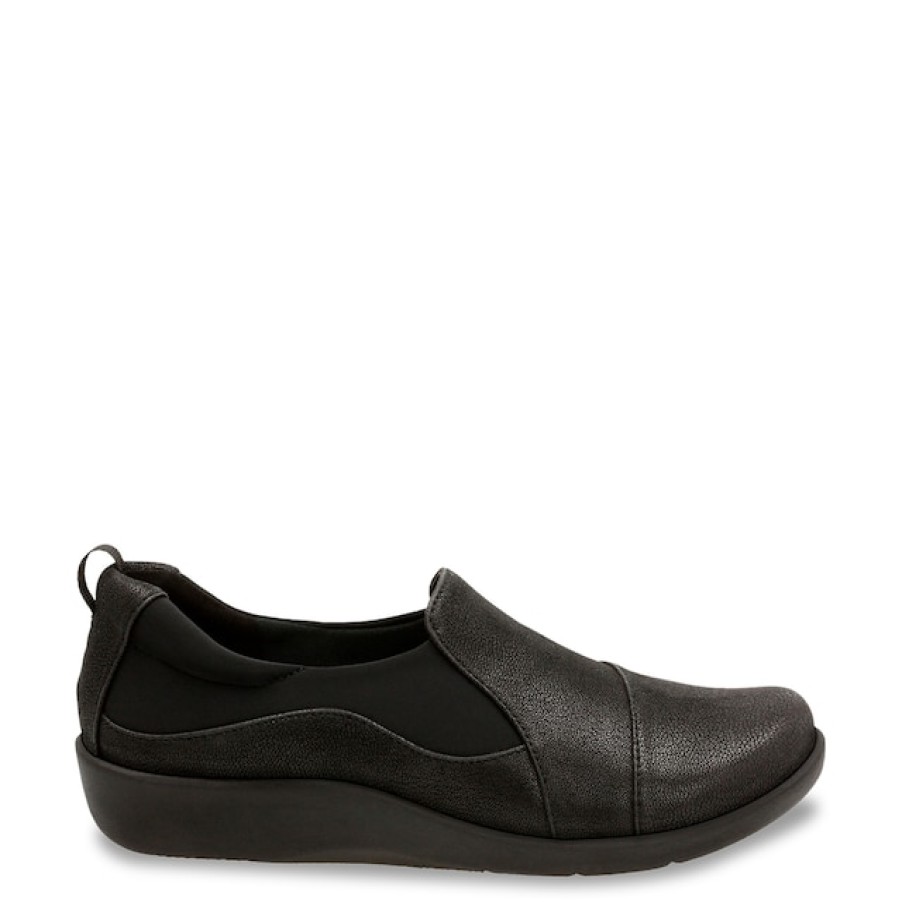 Women Clarks Flats, Loafers & Clogs | Clarks Women'S Sillian Paz Wide Width Slip-On