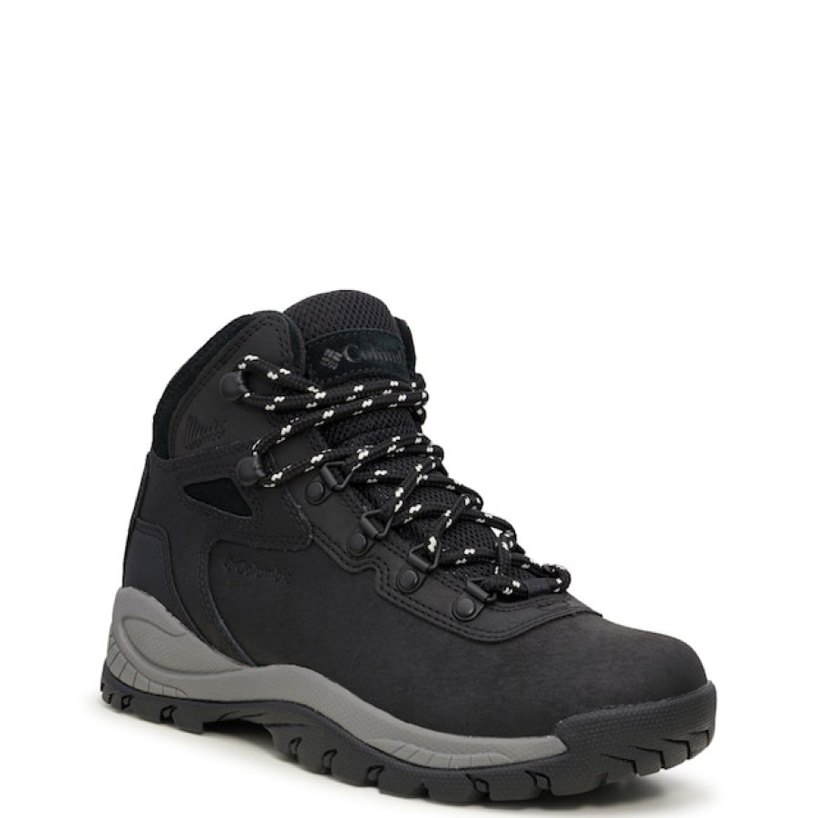 Women Columbia Hiking & Trail | Columbia Women'S Newton Ridge Plus Wide Width Waterproof Hiking Boot